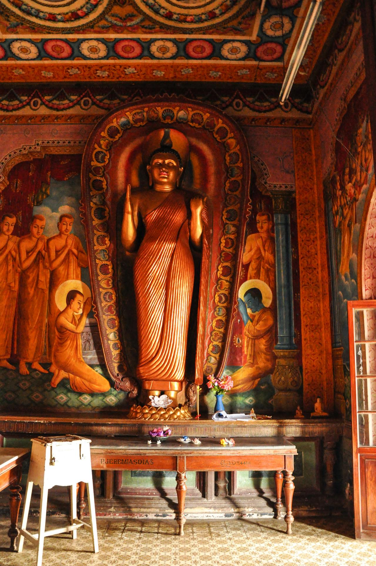 Будистки храм в Шри Ланка